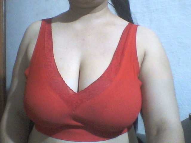 indiagirl50's BongaCams show and profile