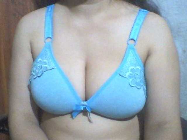 indiagirl50 from BongaCams is Freechat