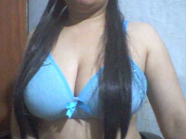 indiagirl50's BongaCams show and profile