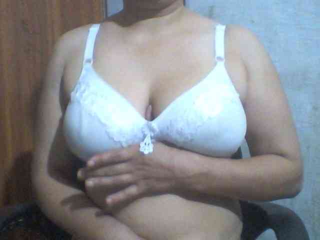 indiagirl50 webcam