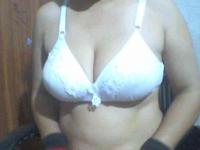 indiagirl50 webcam