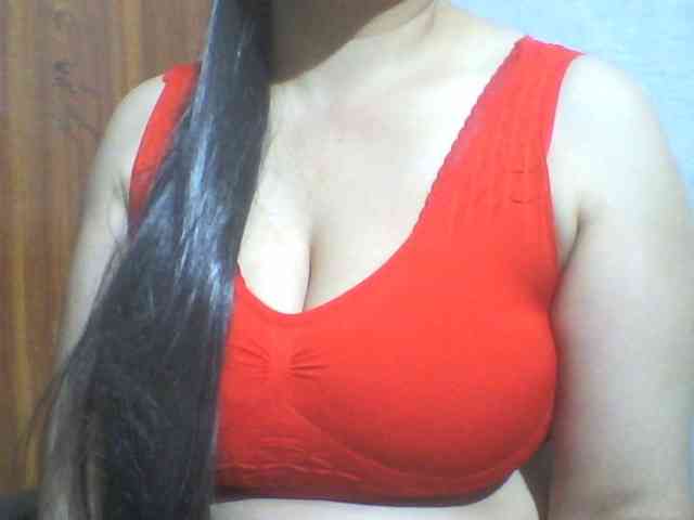 indiagirl50 Live Webcam on BongaCams