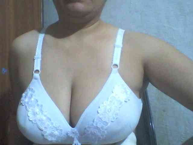 indiagirl50 webcam