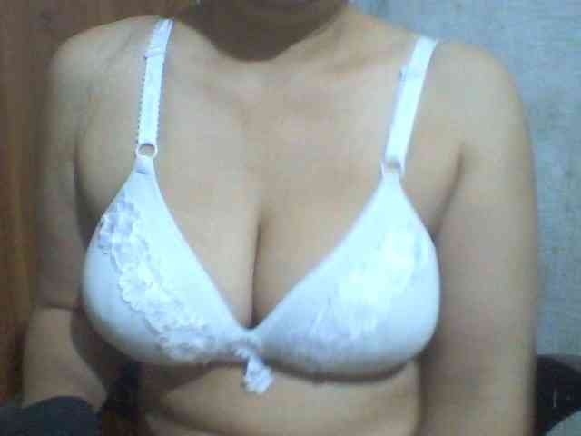 indiagirl50 webcam