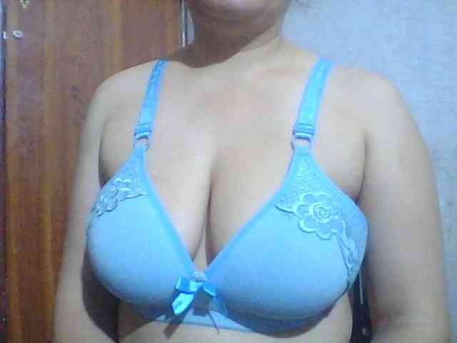 indiagirl50 webcam