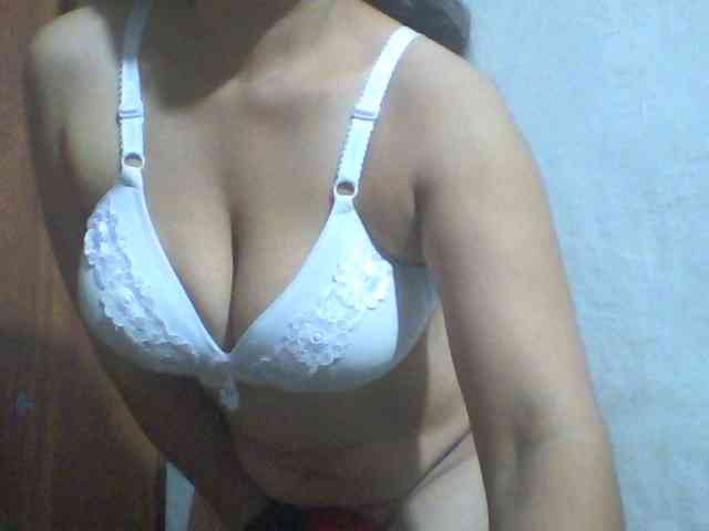 indiagirl50 webcam