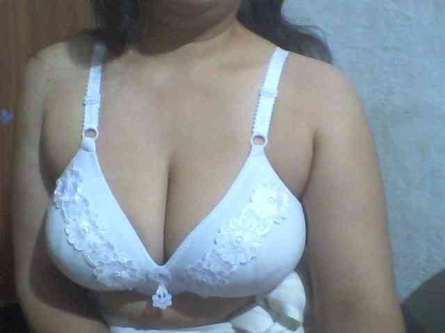 indiagirl50 webcam