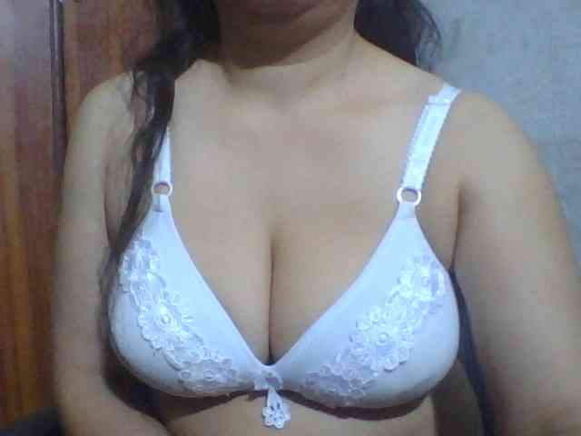 indiagirl50 webcam