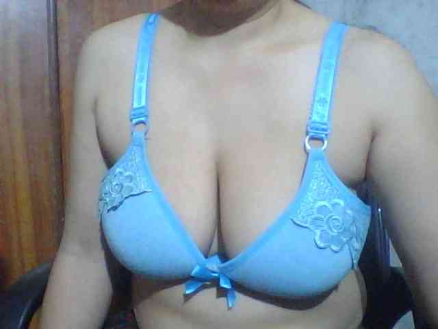 indiagirl50 webcam