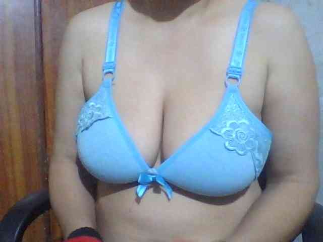 indiagirl50 webcam