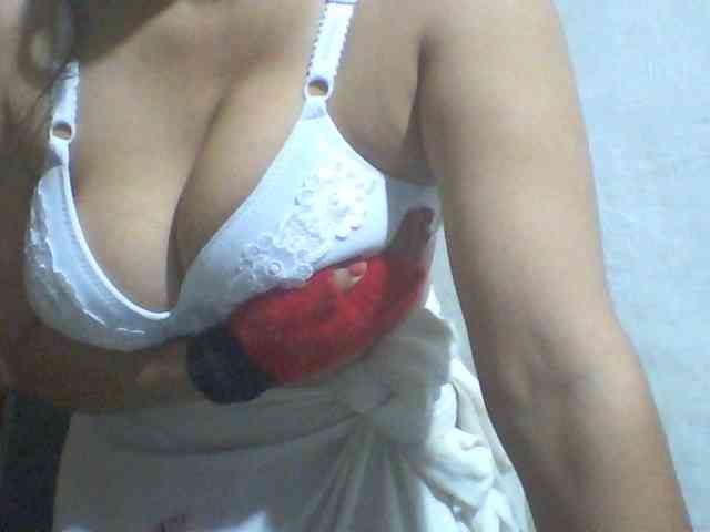 indiagirl50 webcam