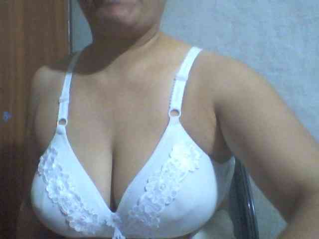 indiagirl50 webcam