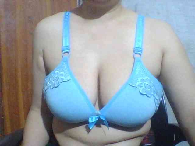 indiagirl50 webcam