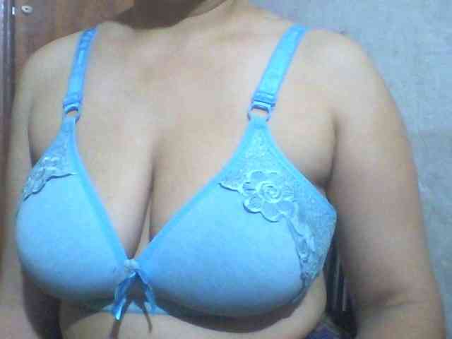 indiagirl50 webcam