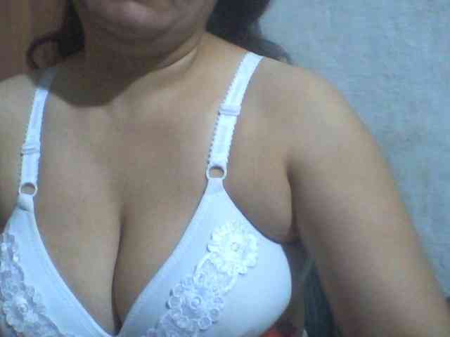 indiagirl50 webcam