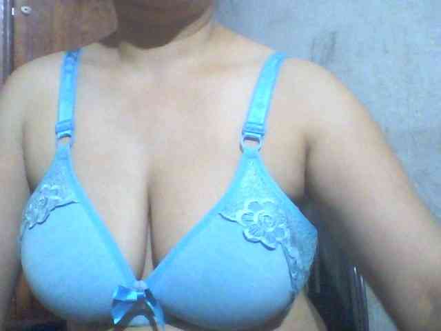 indiagirl50 webcam