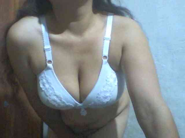 indiagirl50 webcam