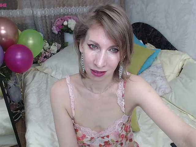kirstendesire cam belle