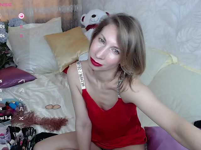 KirstenDesire webcam