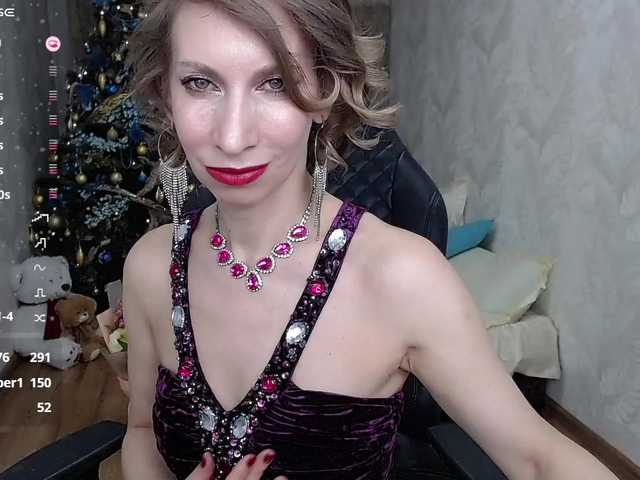 KirstenDesire's BongaCams show and profile