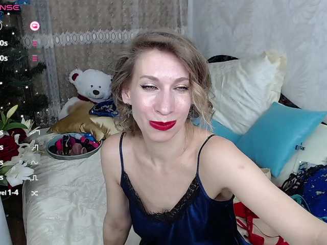  KirstenDesire chat room