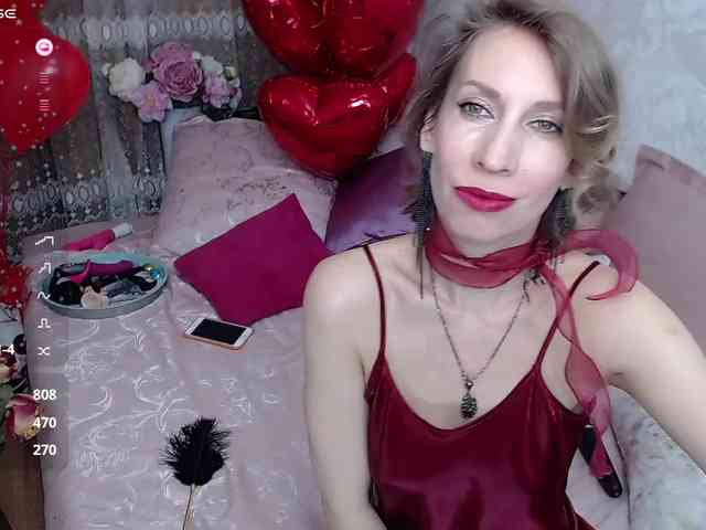 KirstenDesire webcam