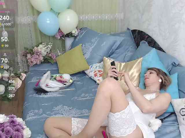 KirstenDesire webcam