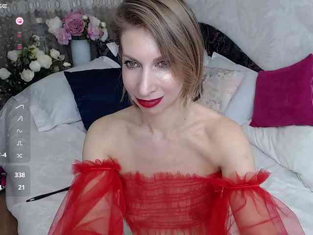 KirstenDesire webcam