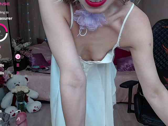 KirstenDesire webcam