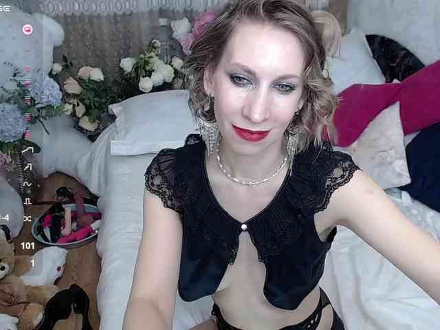 KirstenDesire webcam