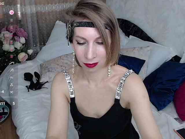 KirstenDesire webcam