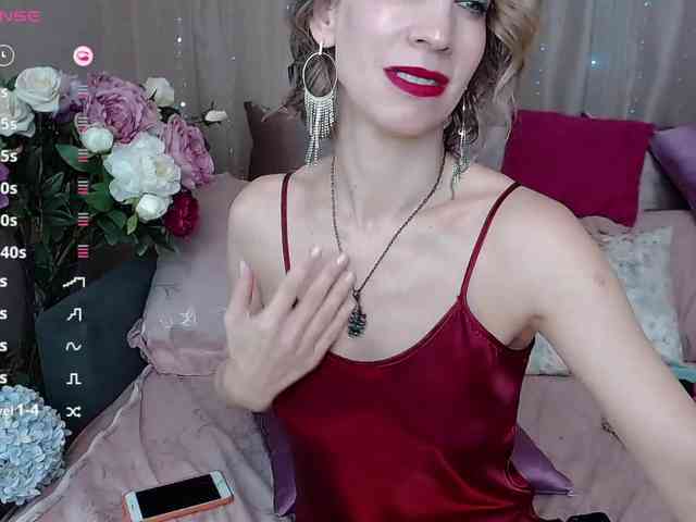 KirstenDesire webcam