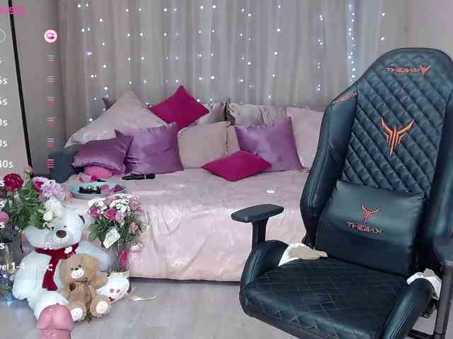 KirstenDesire webcam