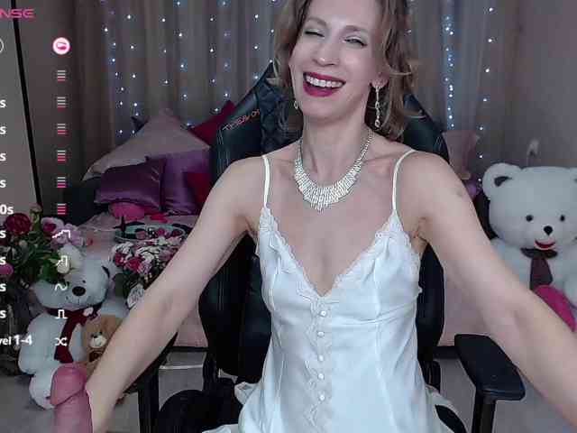 KirstenDesire webcam