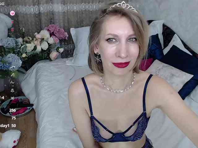 KirstenDesire webcam