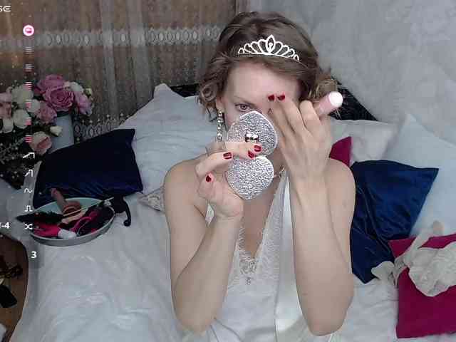 KirstenDesire webcam