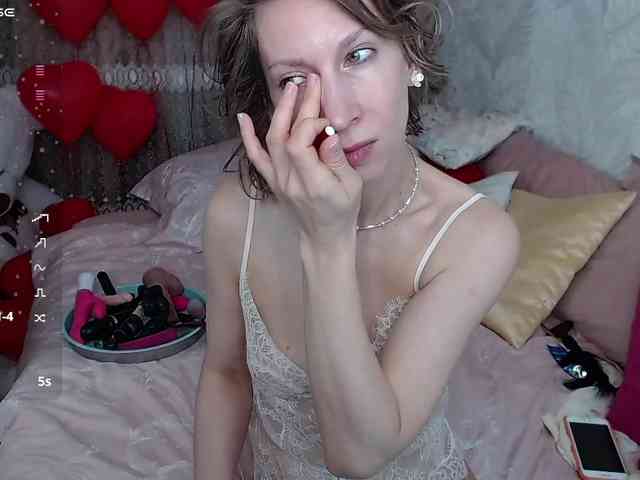 KirstenDesire webcam