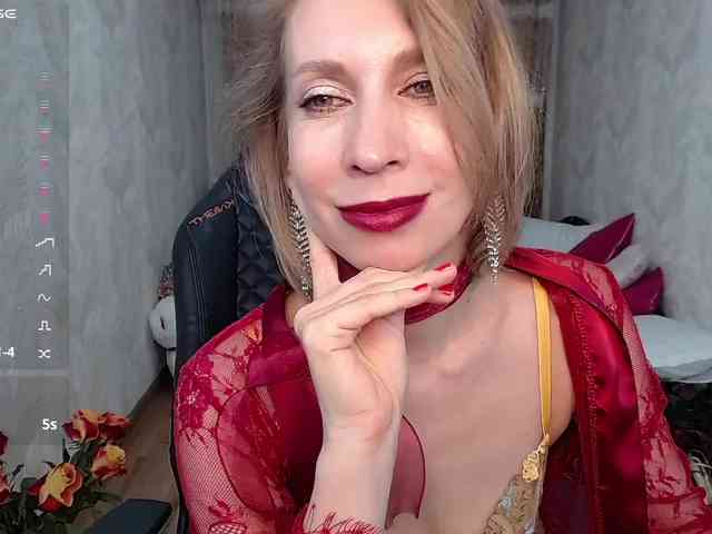 KirstenDesire webcam