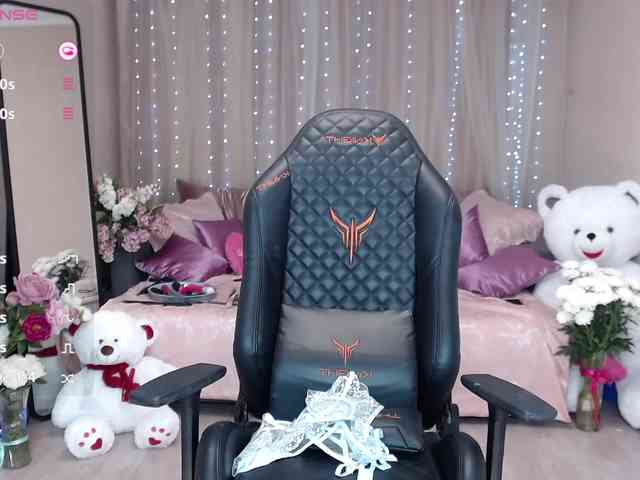 KirstenDesire