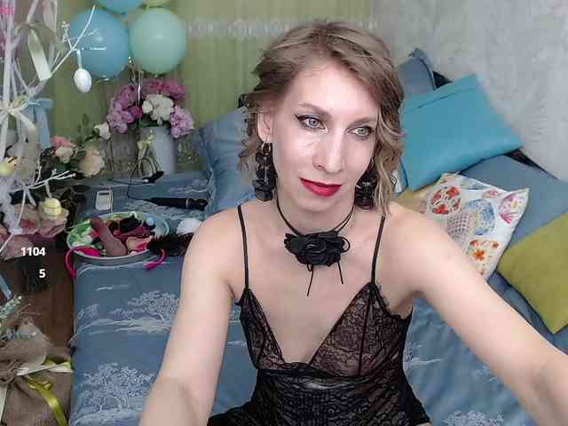 KirstenDesire webcam
