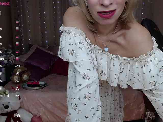 KirstenDesire webcam