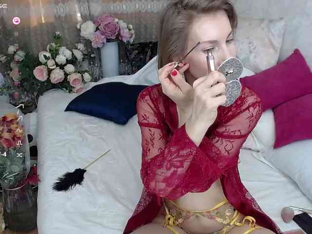 KirstenDesire webcam