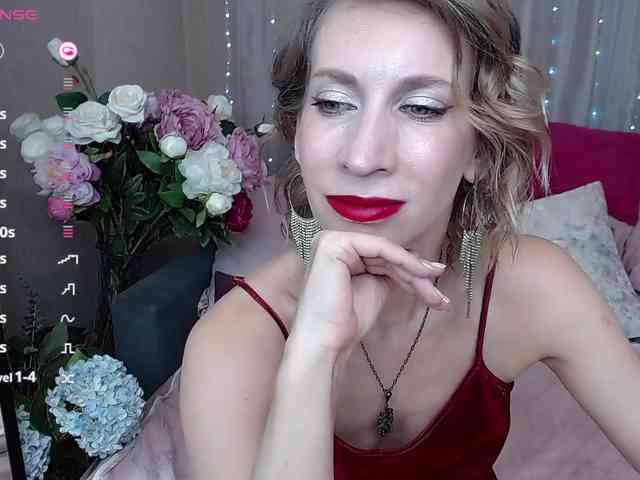 KirstenDesire webcam