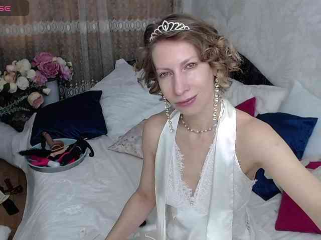 KirstenDesire webcam