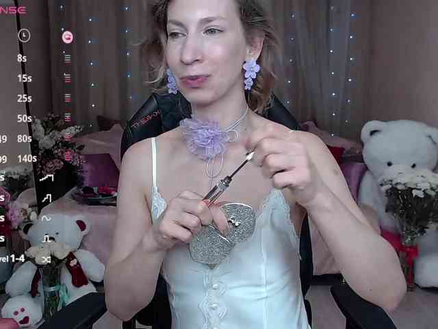KirstenDesire webcam