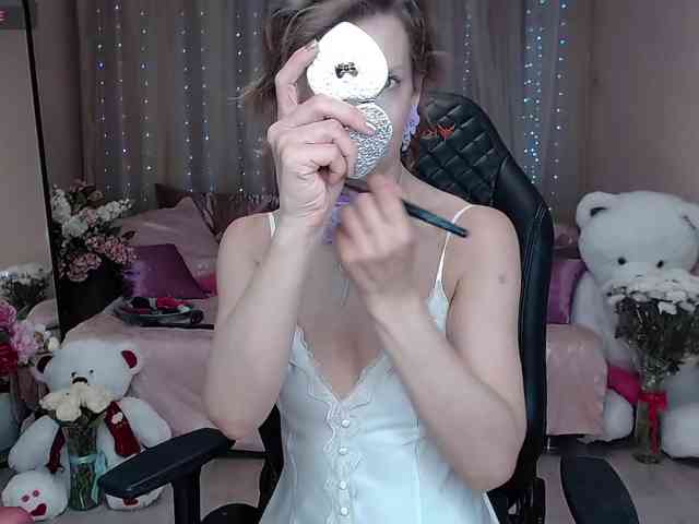 KirstenDesire webcam