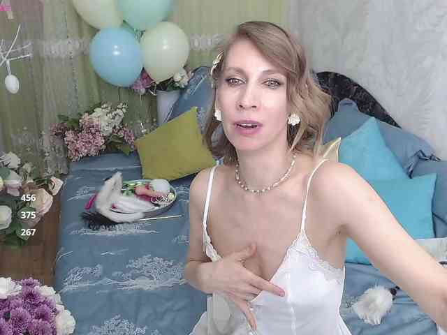 KirstenDesire webcam