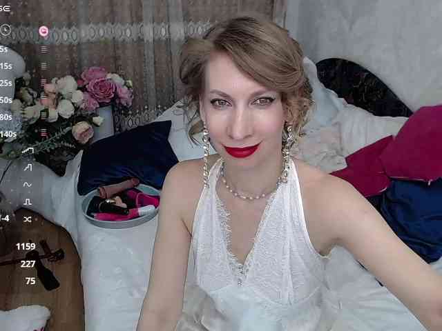 KirstenDesire webcam