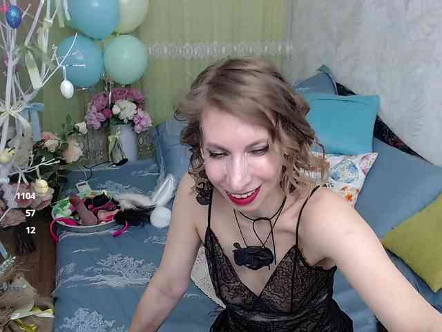 KirstenDesire webcam