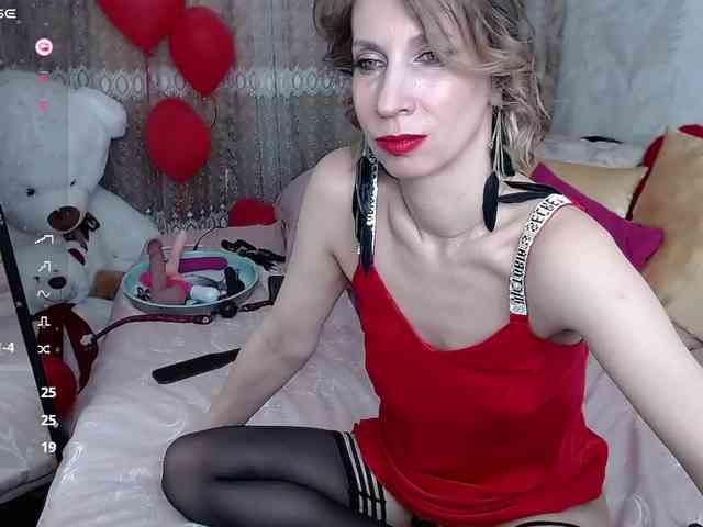 KirstenDesire webcam